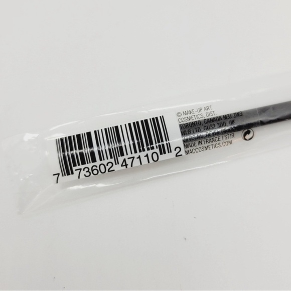 Mac Cosmetics 208S Small Angled Brow Brush Brand New Authentic - Picture 10 of 10